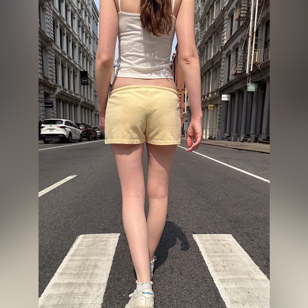 Brandy melville yellow emery tie sweatshorts - Picture 3 of 4